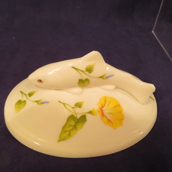 Oval Dish with Fish Handle Ceramic 4.5" x 1.5" Pate Dips (136C) - Picture 4 of 5